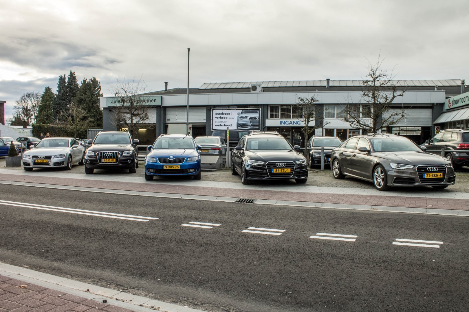 Ploemen Automotive Group - Pand Vooraanzicht